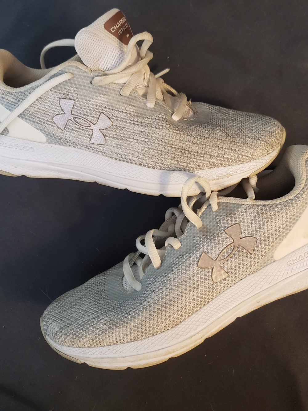 Under Armour Women's Light Gray Knit Running Shoes